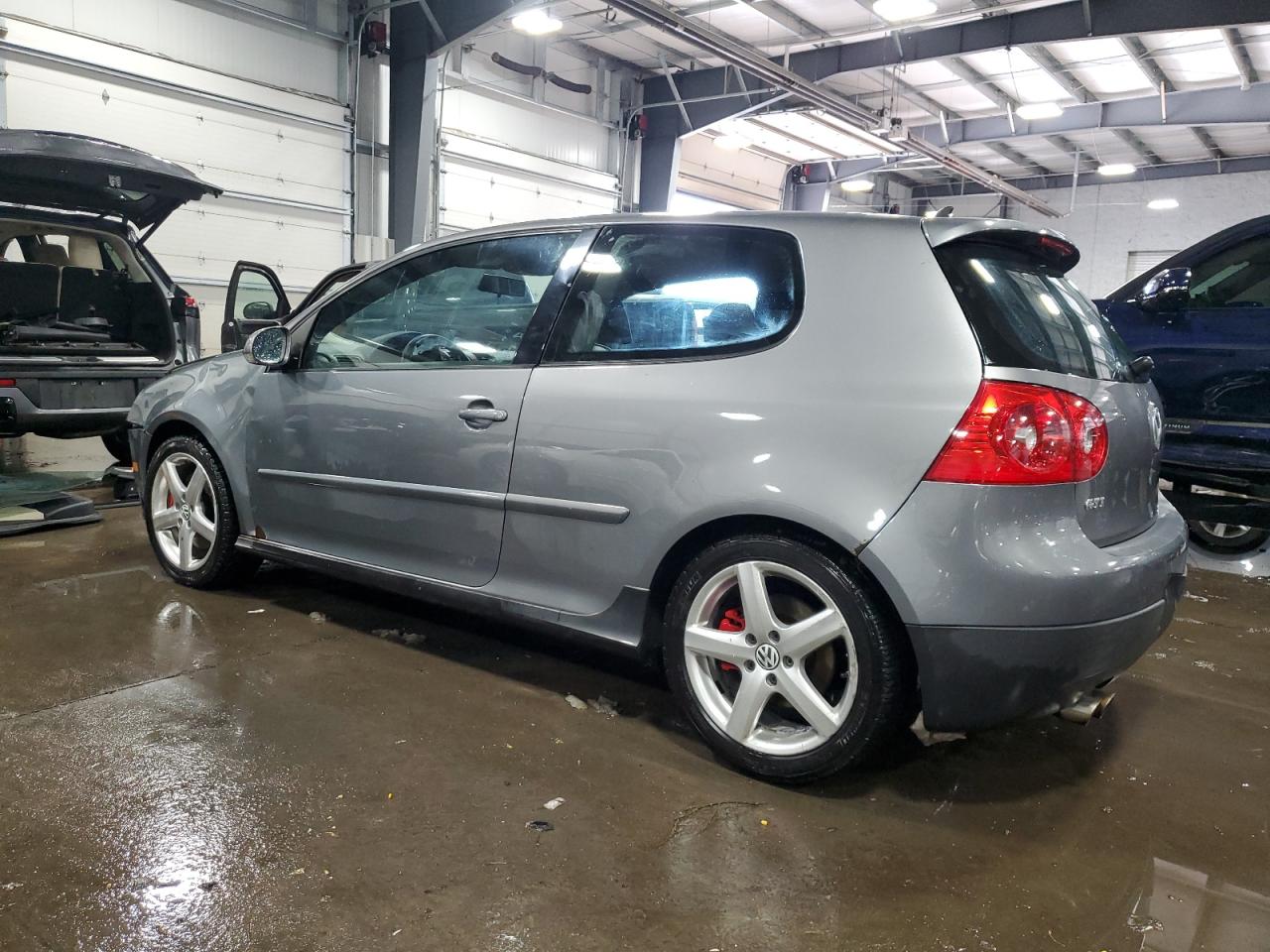 2009 Volkswagen GTI - Image 2