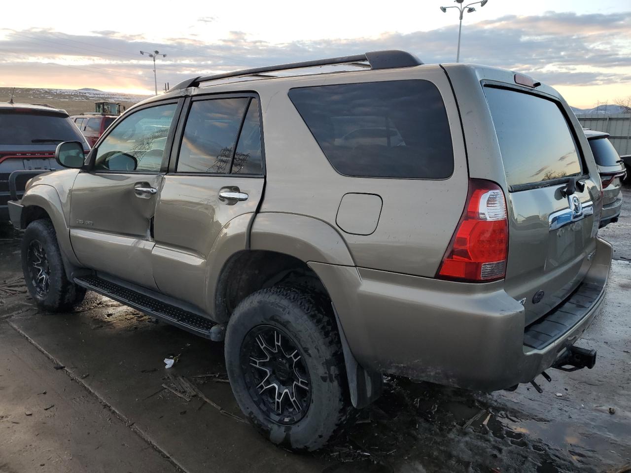 2008 Toyota 4Runner - Image 2