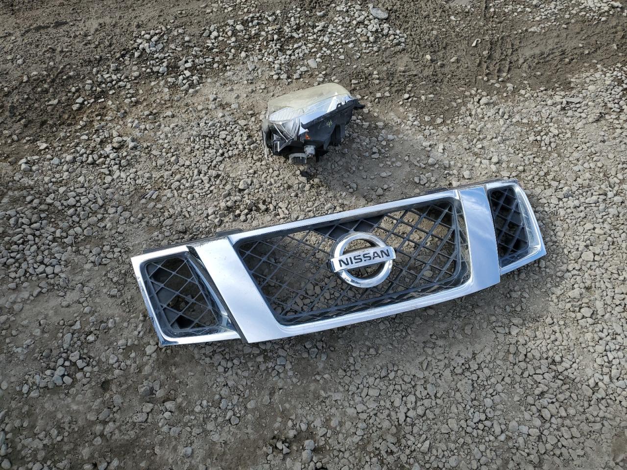 2011 Nissan Pathfinder - Image 14