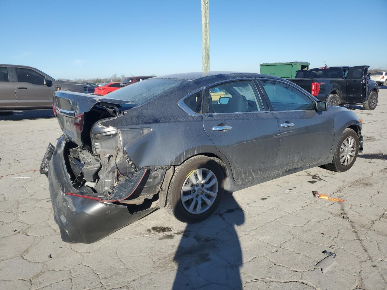 2017 Nissan Altima - Image 3