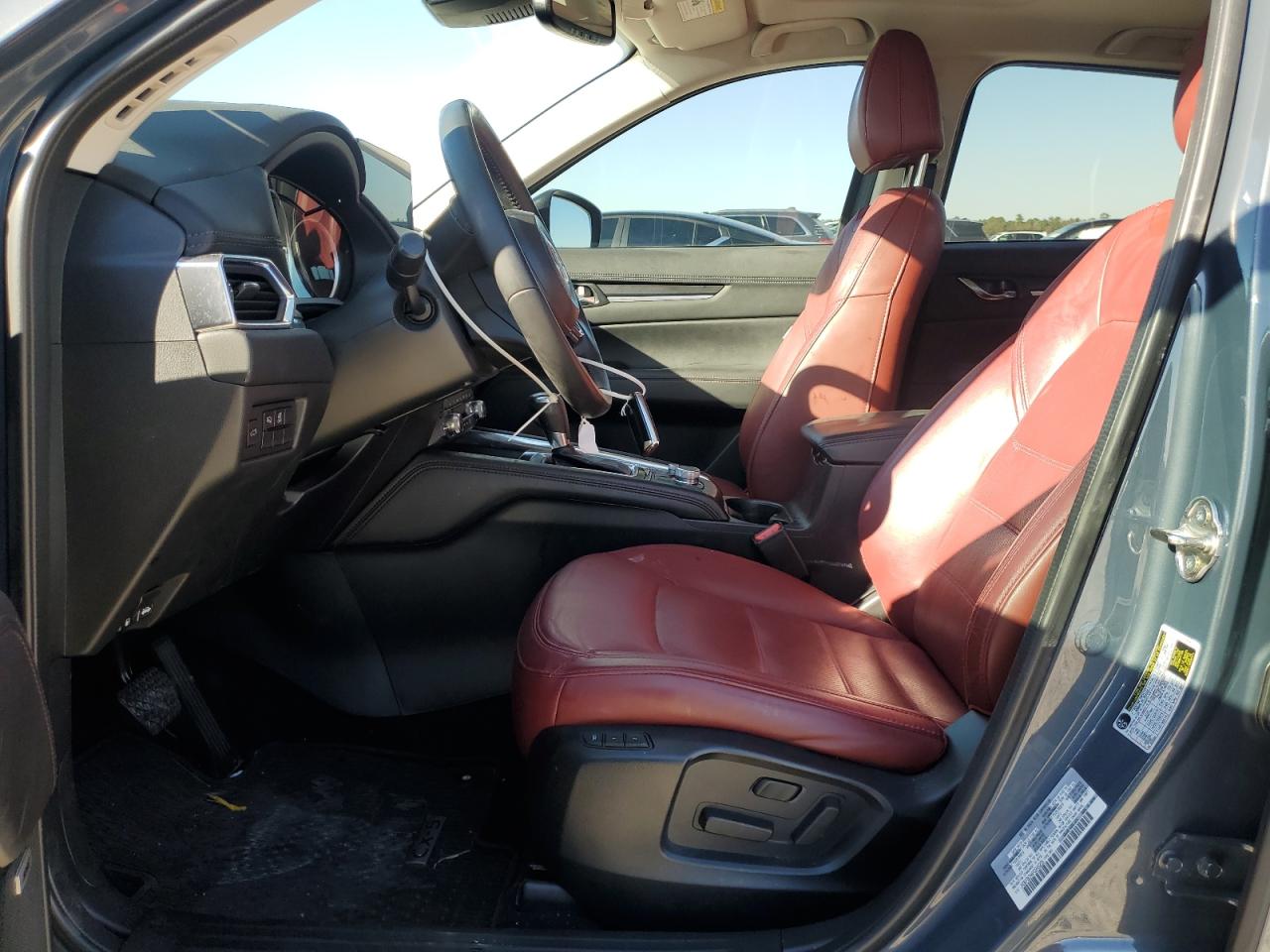 2023 Mazda CX-5 - Image 7