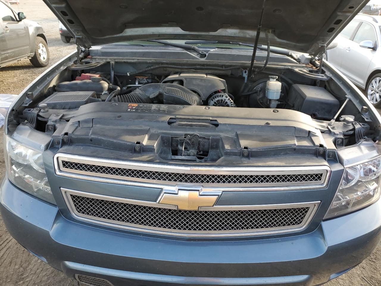 2011 Chevrolet Avalanche - Image 11