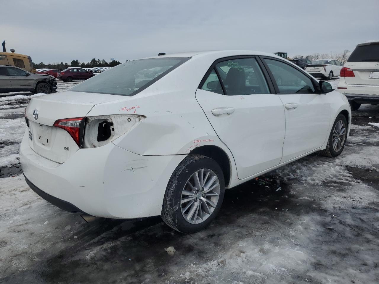 VIN 2T1BURHEXFC343298 2015 TOYOTA COROLLA no.3