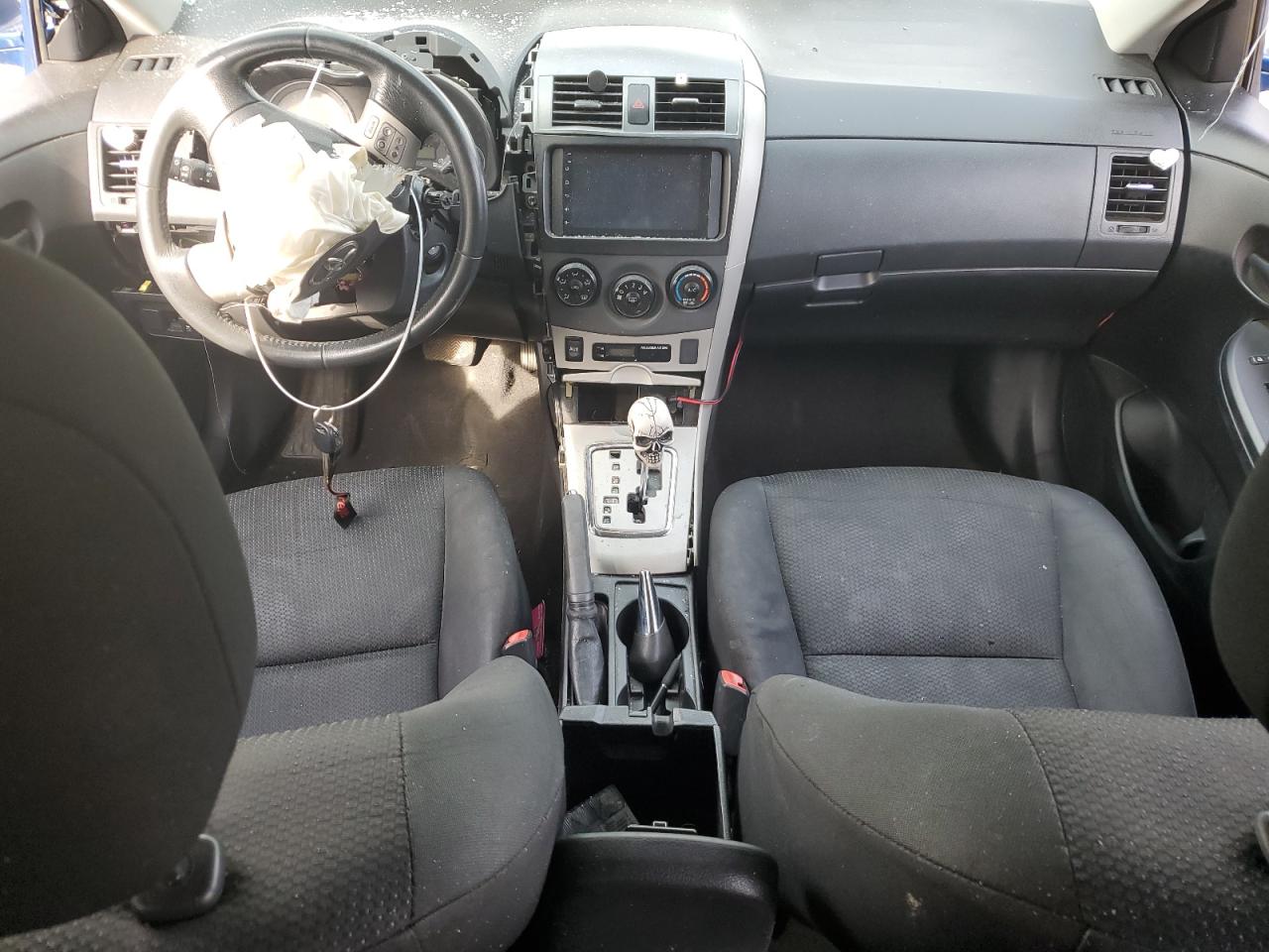 2010 Toyota Corolla - Image 8