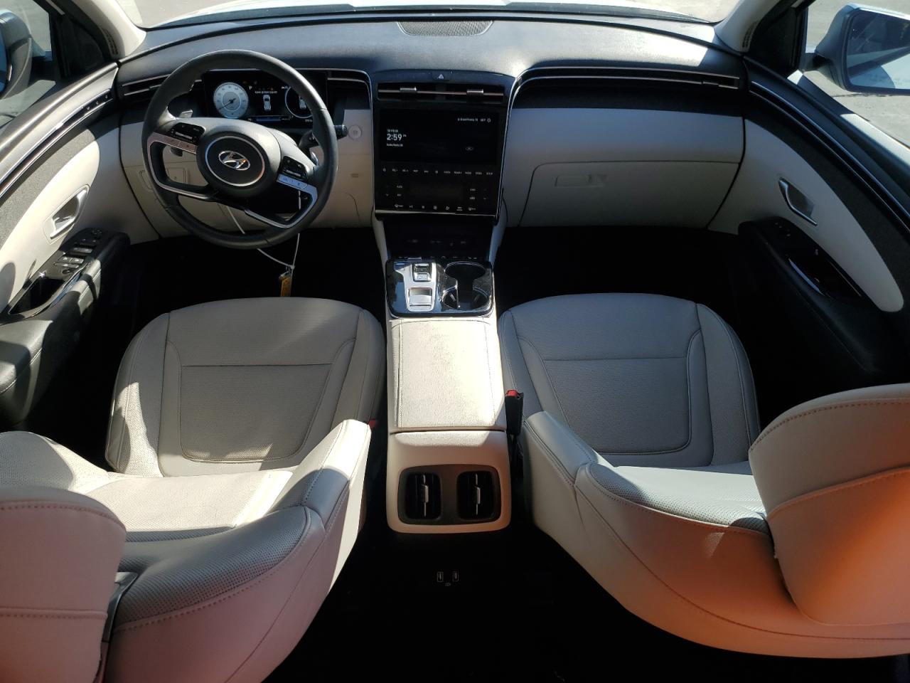 2022 Hyundai Tucson - Image 8