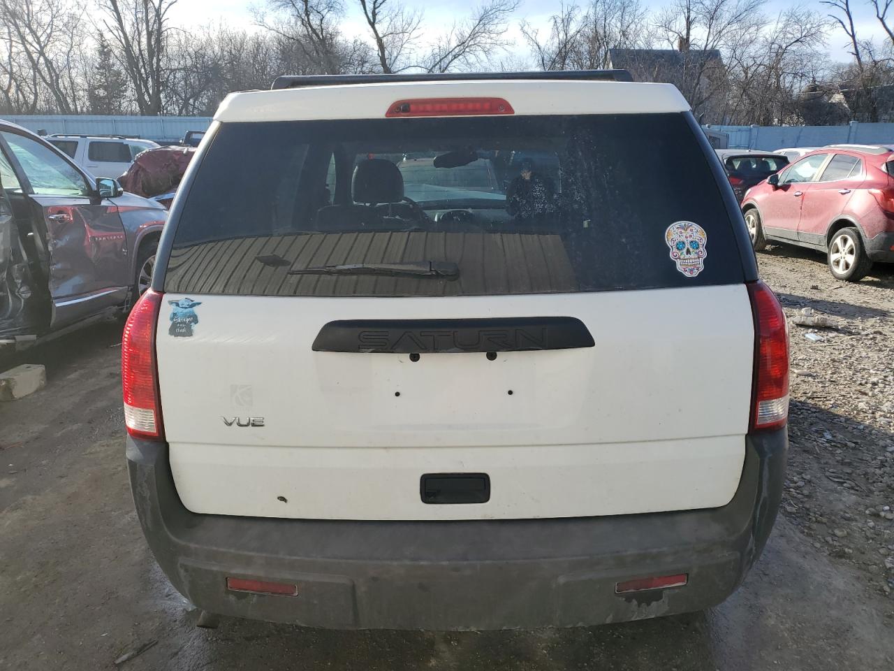 2004 Saturn VUE - Image 6