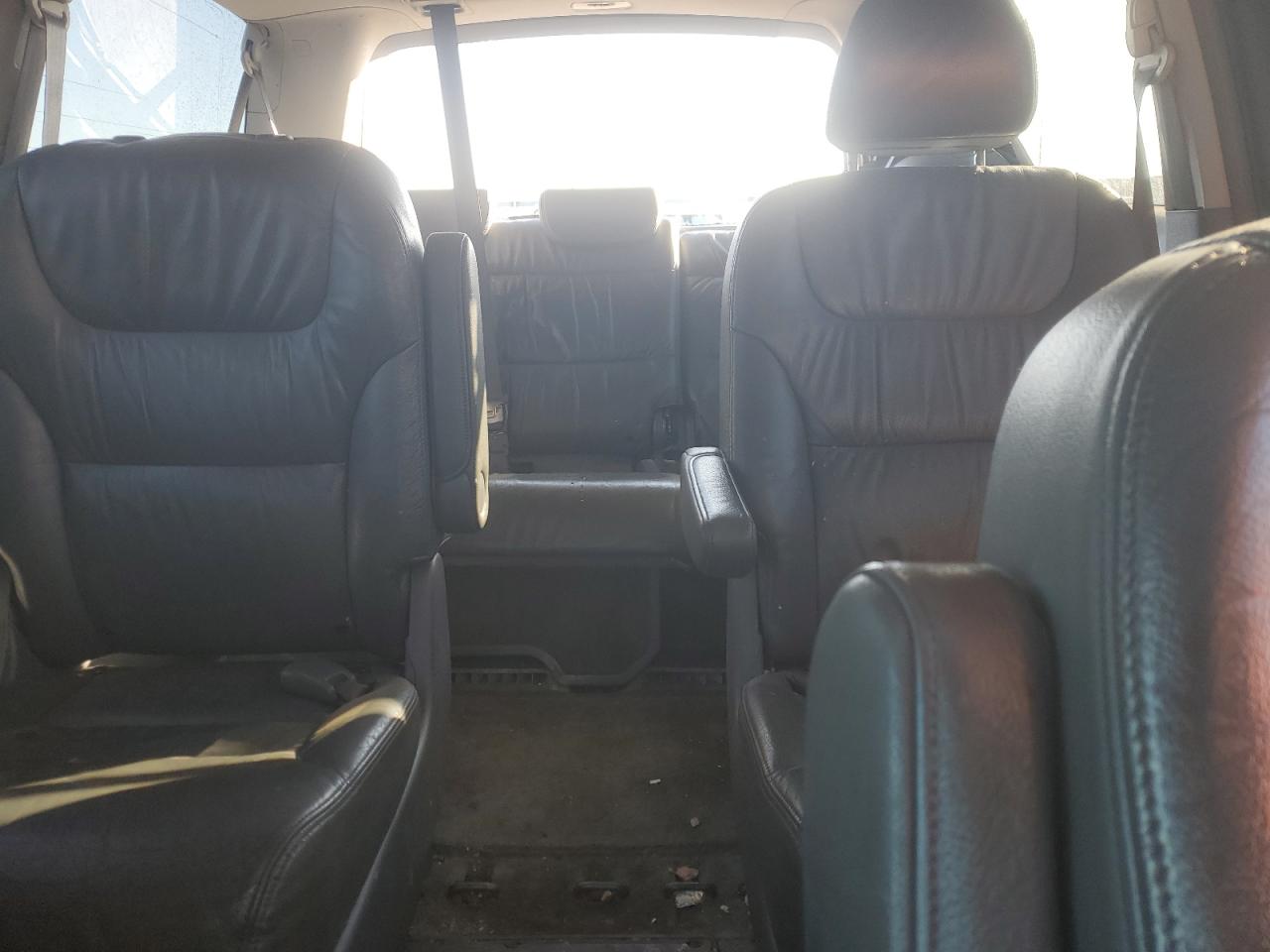 2006 Honda Odyssey - Image 10