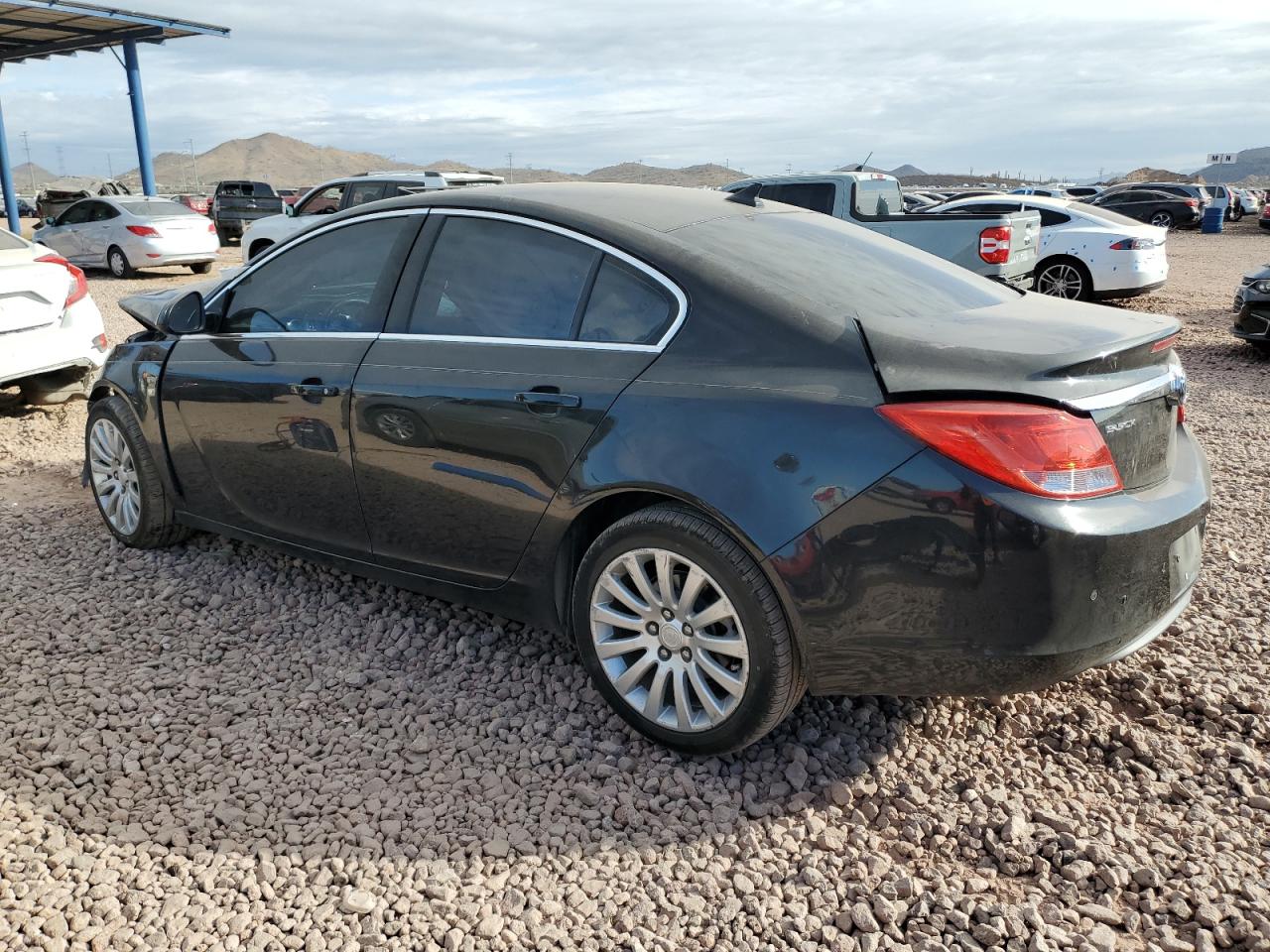 2011 Buick Regal - Image 2