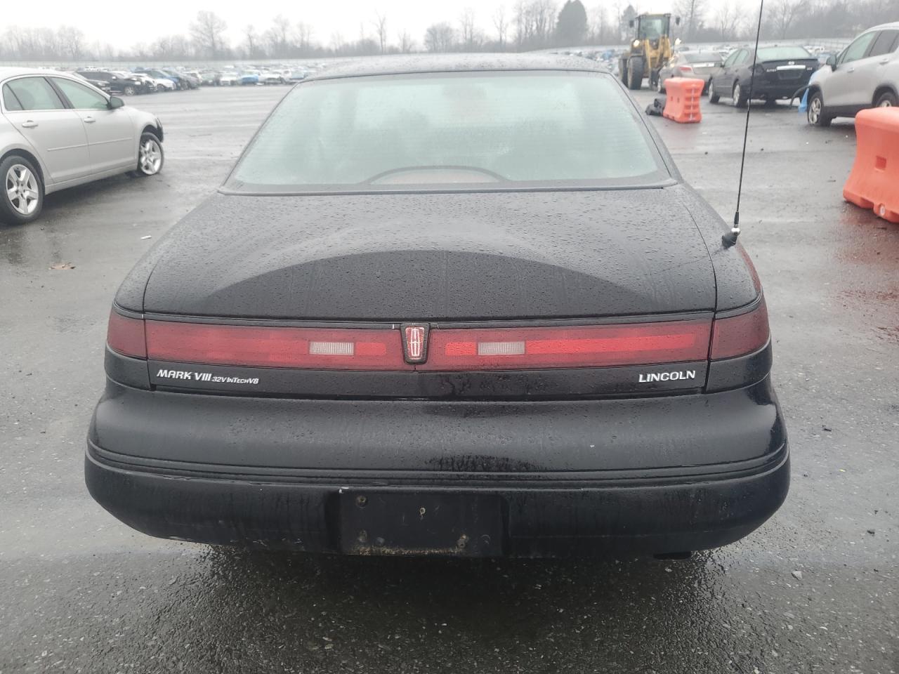 1996 Lincoln Mark VIII - Image 6