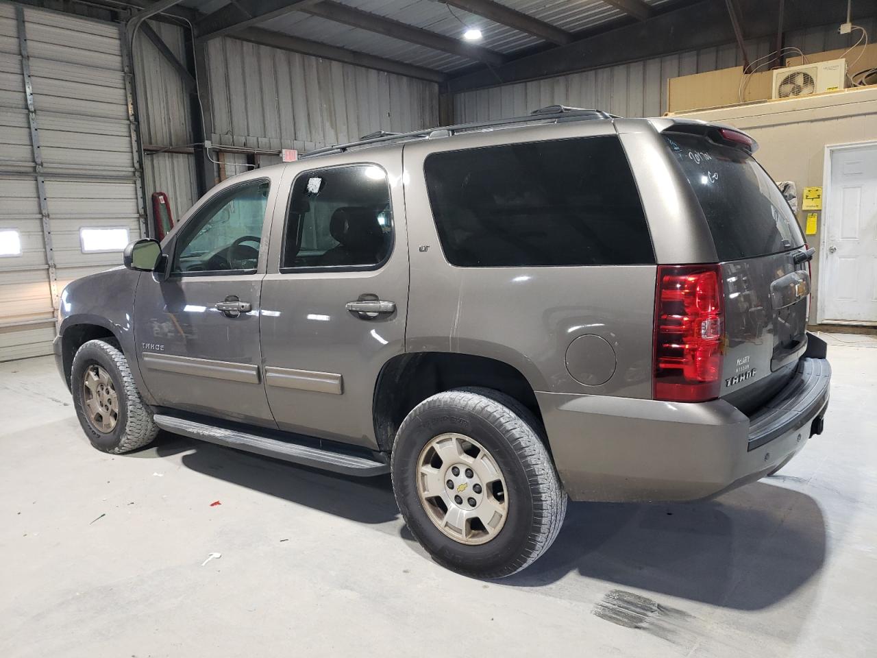 2014 Chevrolet Tahoe - Image 2