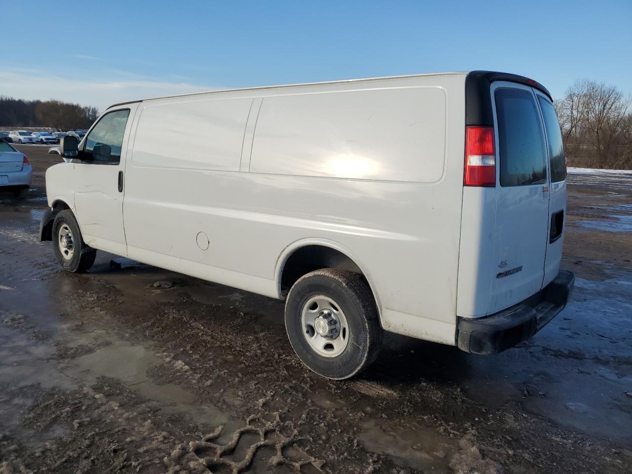 2017 Chevrolet Express - Image 2