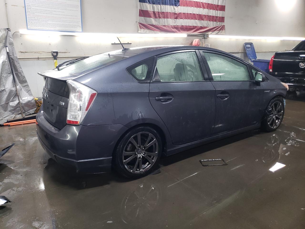 2011 Toyota Prius - Image 3