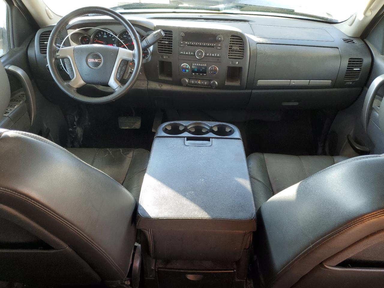2013 GMC Sierra - Image 8