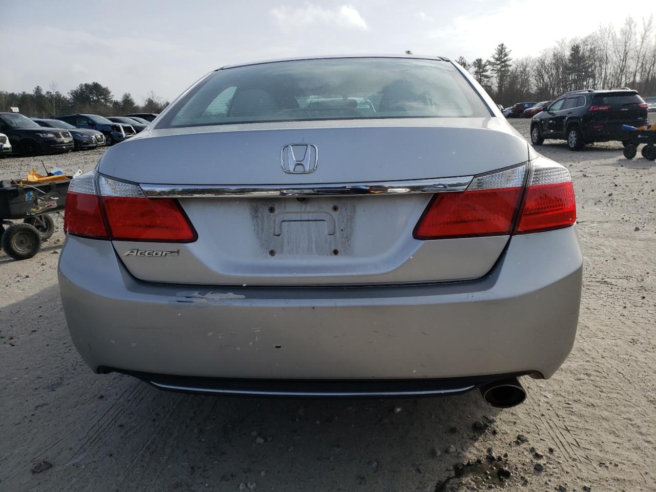 VIN 1HGCR2F3XDA206721 2013 HONDA ACCORD no.6