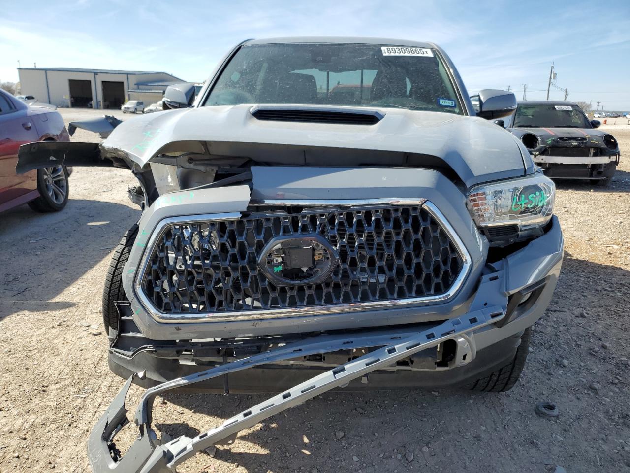 2019 Toyota Tacoma - Image 5