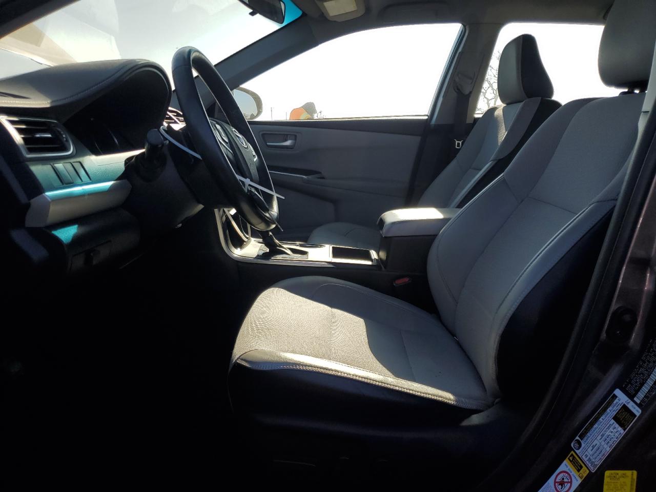 2017 Toyota Camry - Image 7