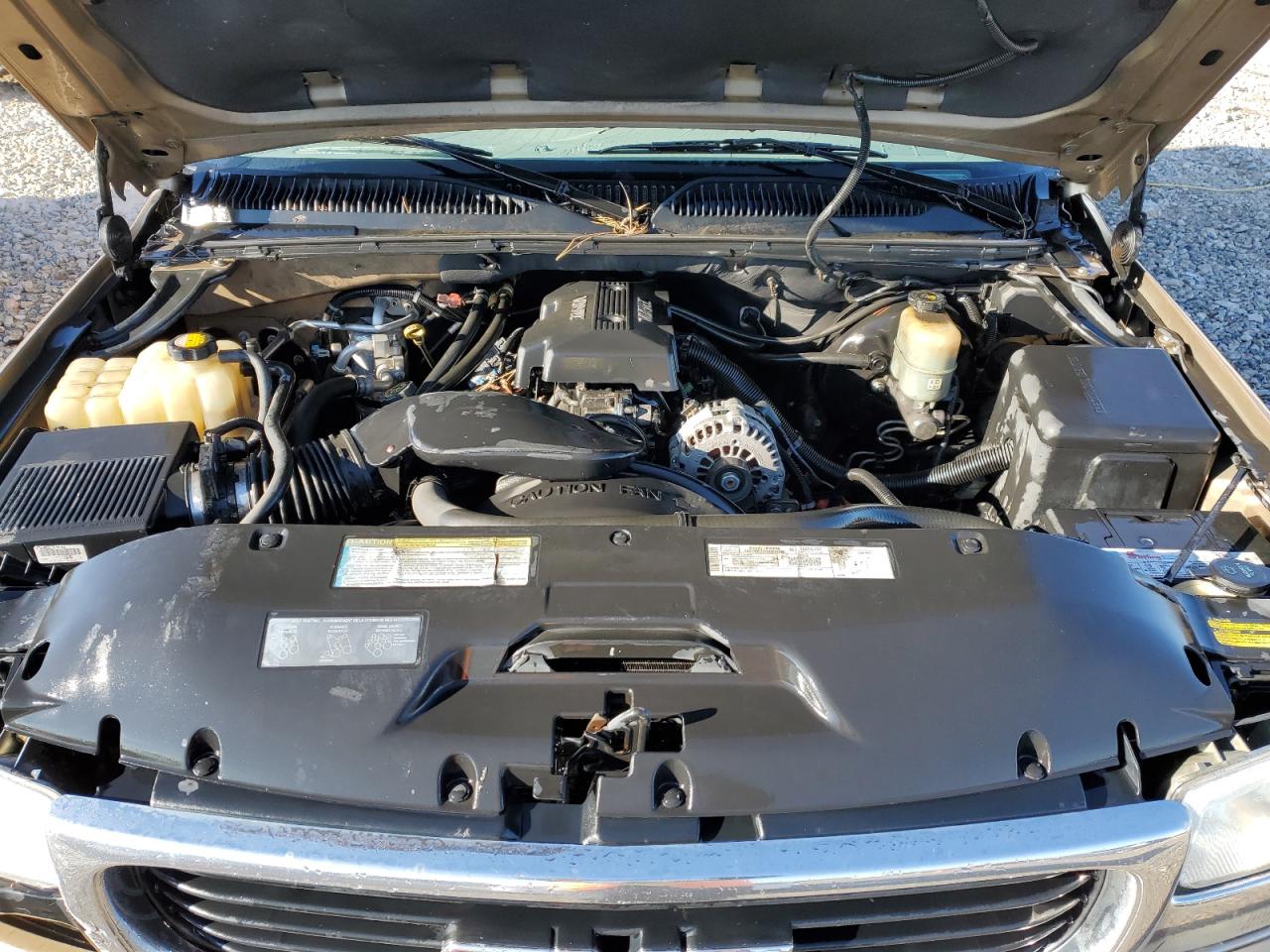 2000 GMC Yukon - Image 11