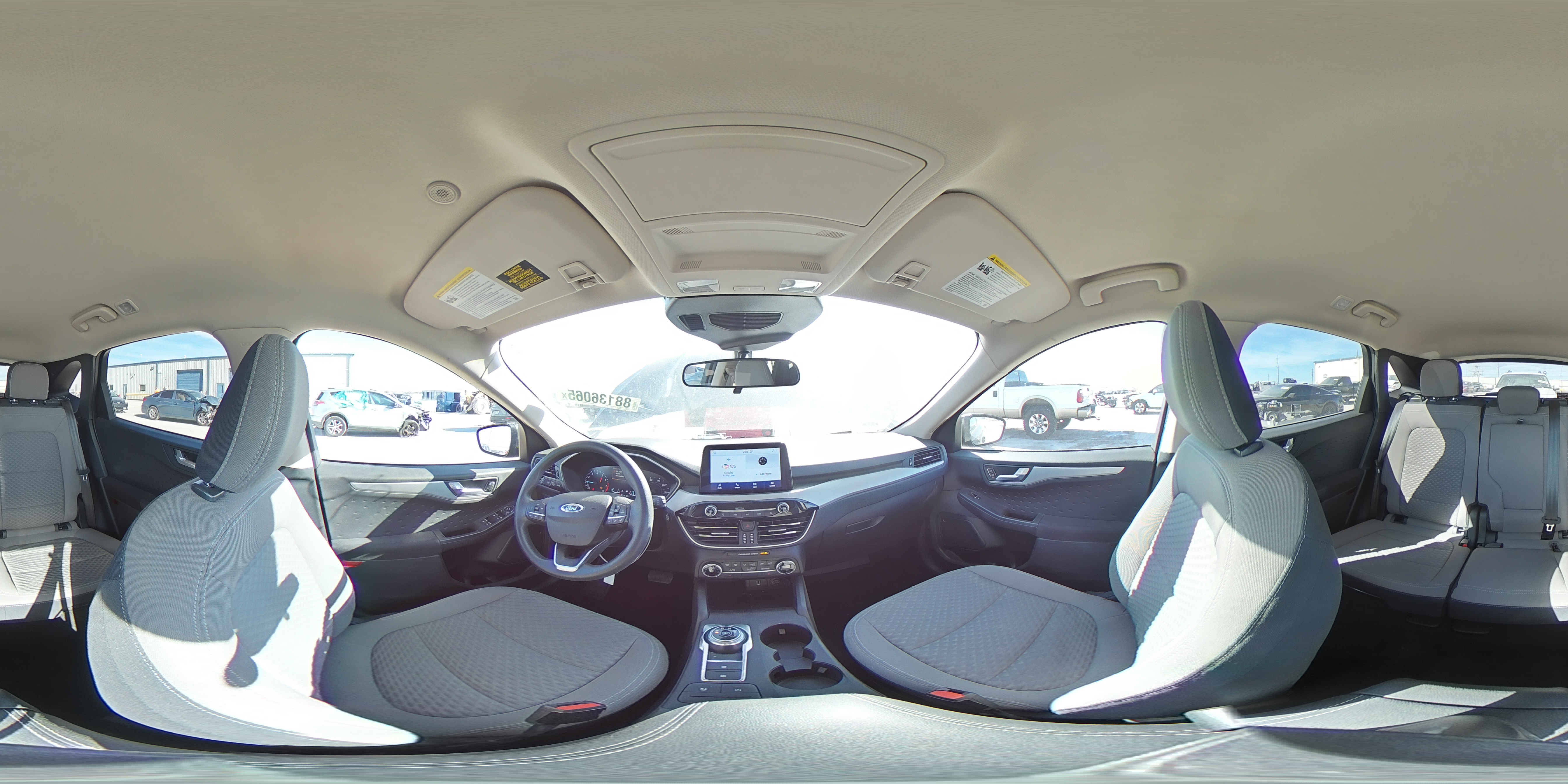 2020 Ford Escape - Image 15
