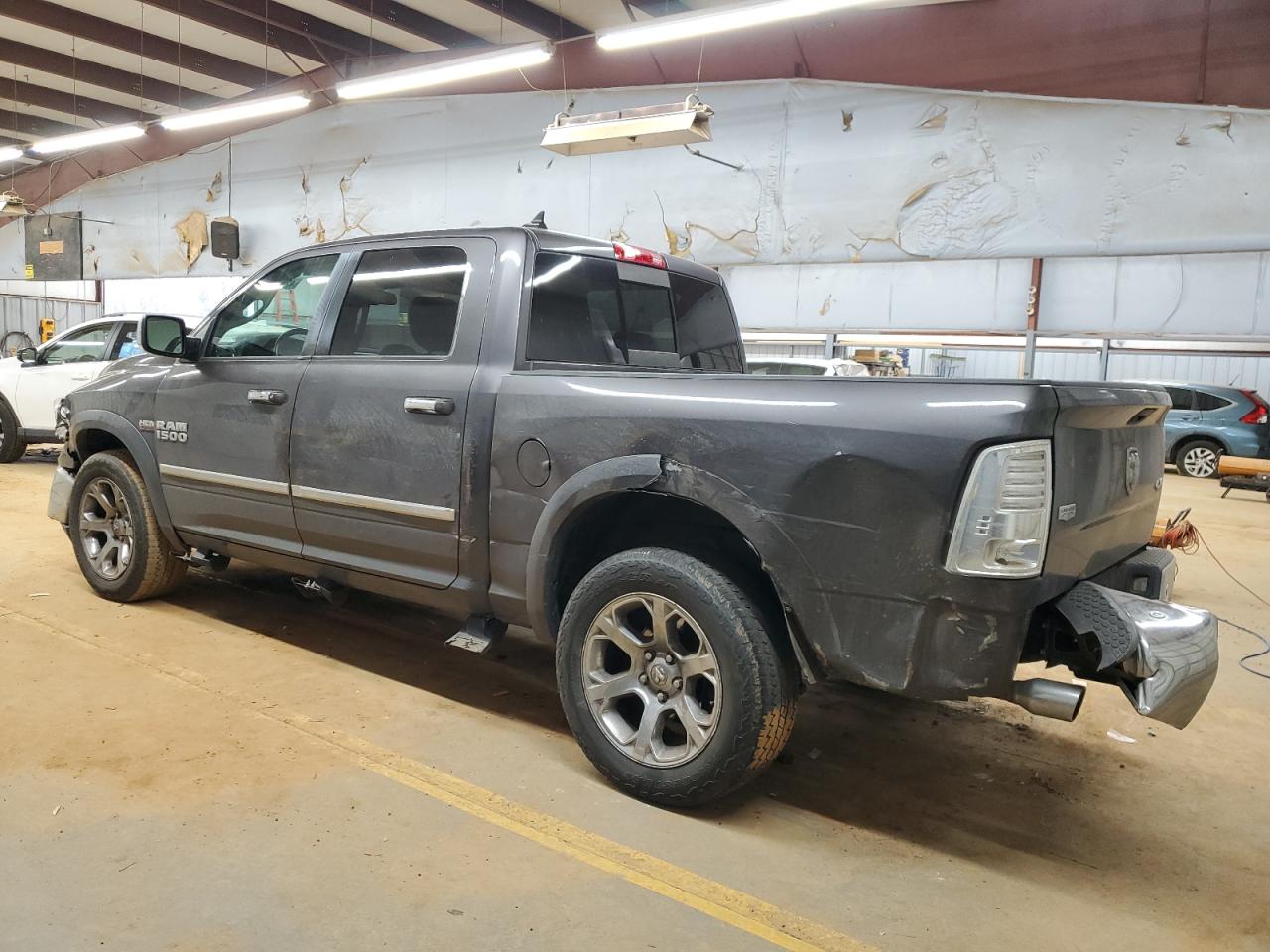 2015 RAM 1500 - Image 2