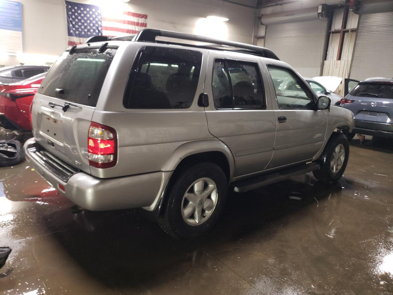 2002 Nissan Pathfinder - Image 3