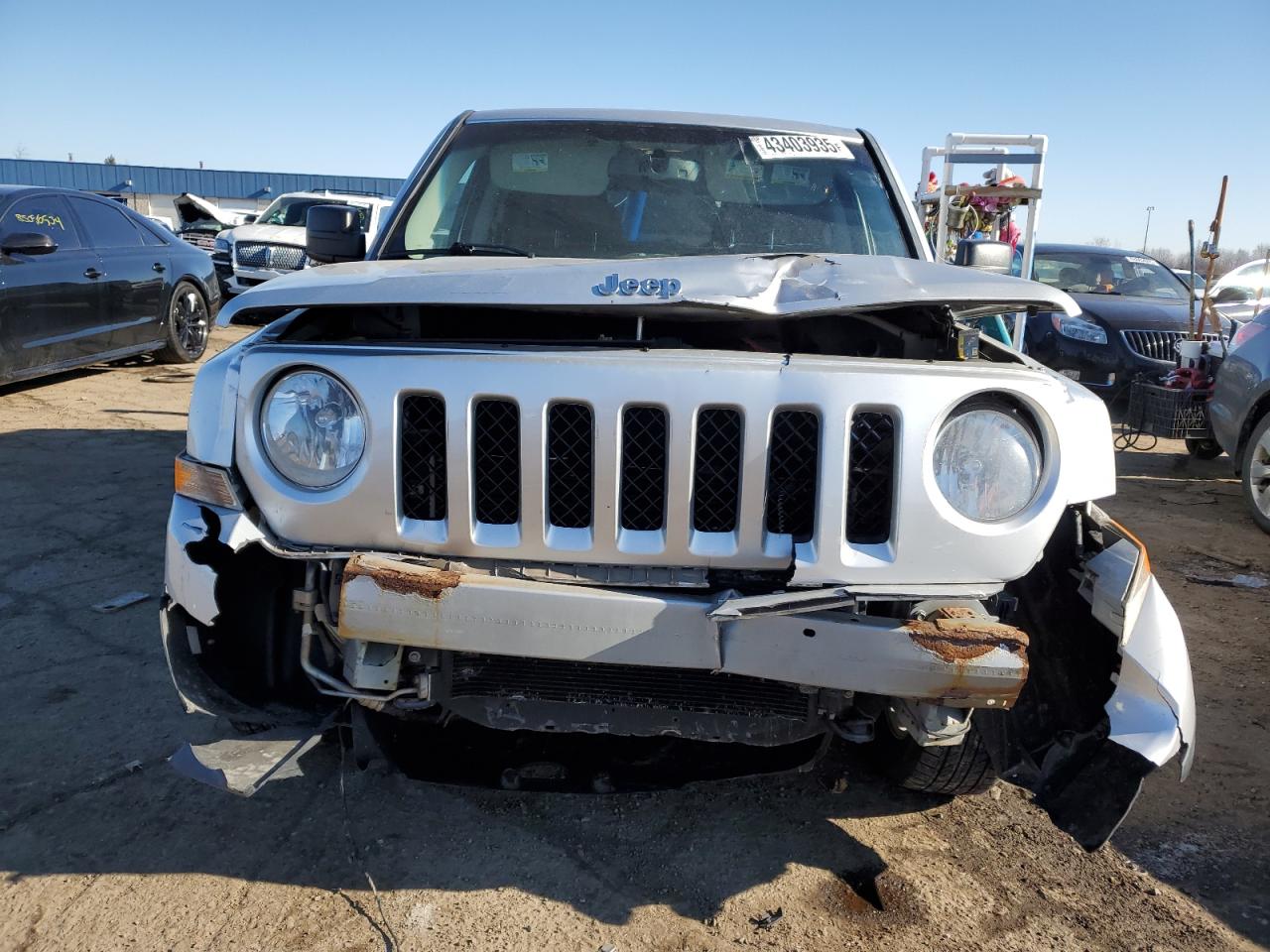2014 Jeep Liberty (Patriot) - Image 5