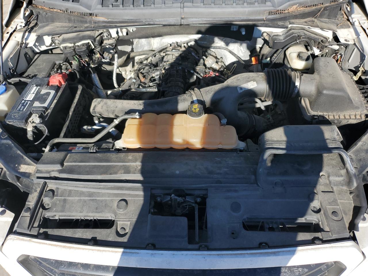 2015 Ford F-150 - Image 11