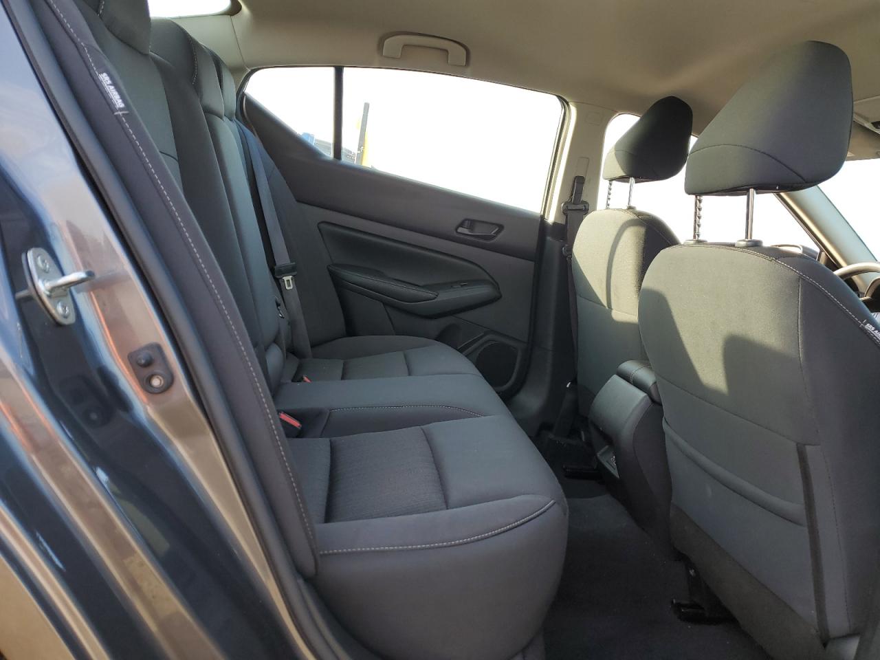 2024 Nissan Altima - Image 10