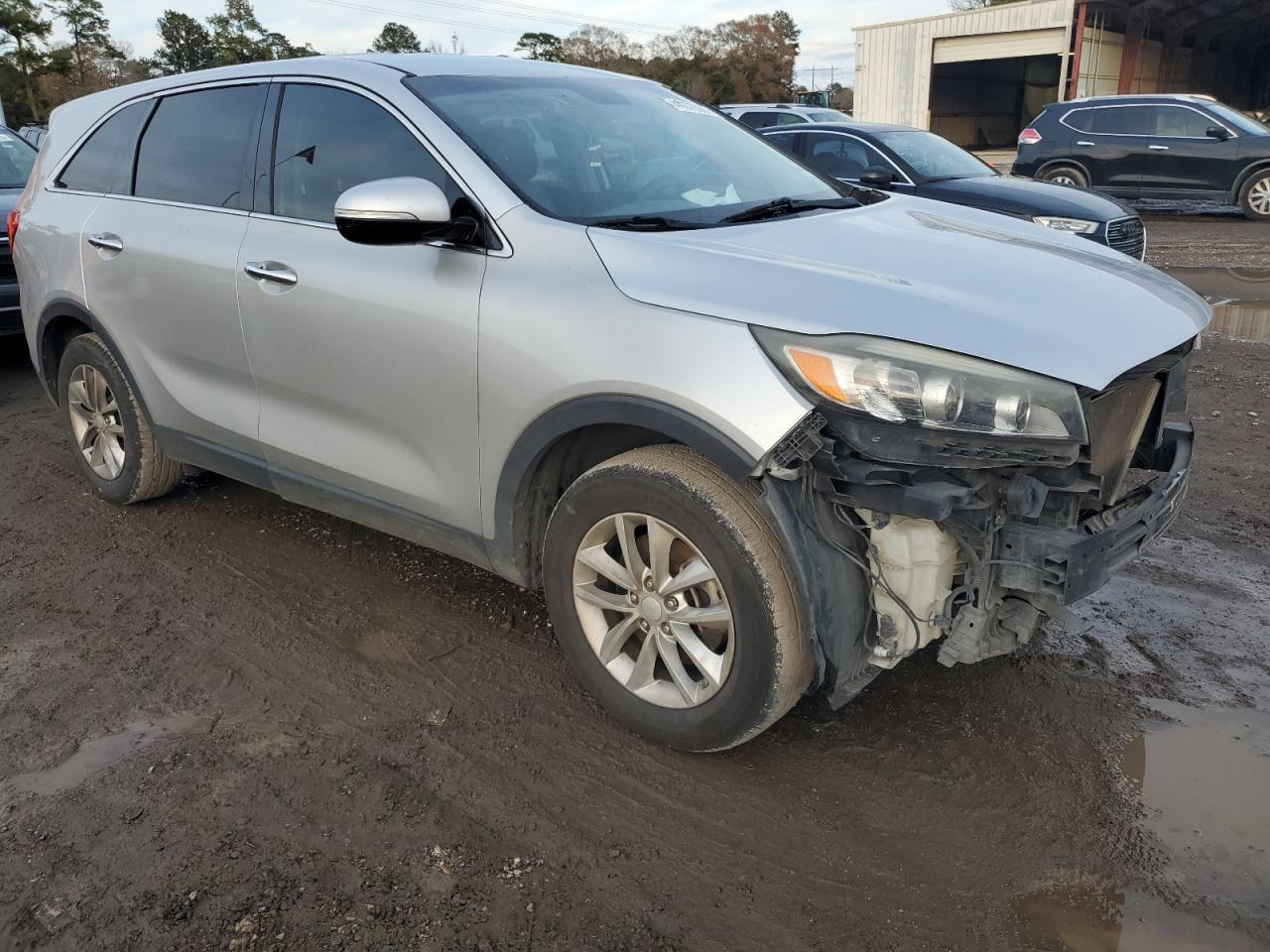 2016 Kia Sorento - Image 4