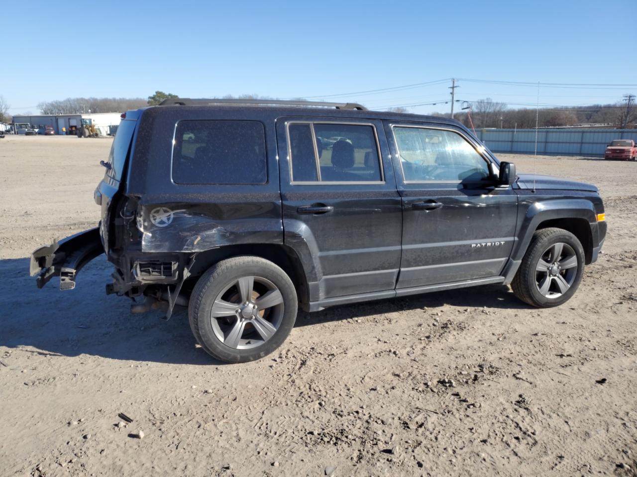 2015 Jeep Liberty (Patriot) - Image 3