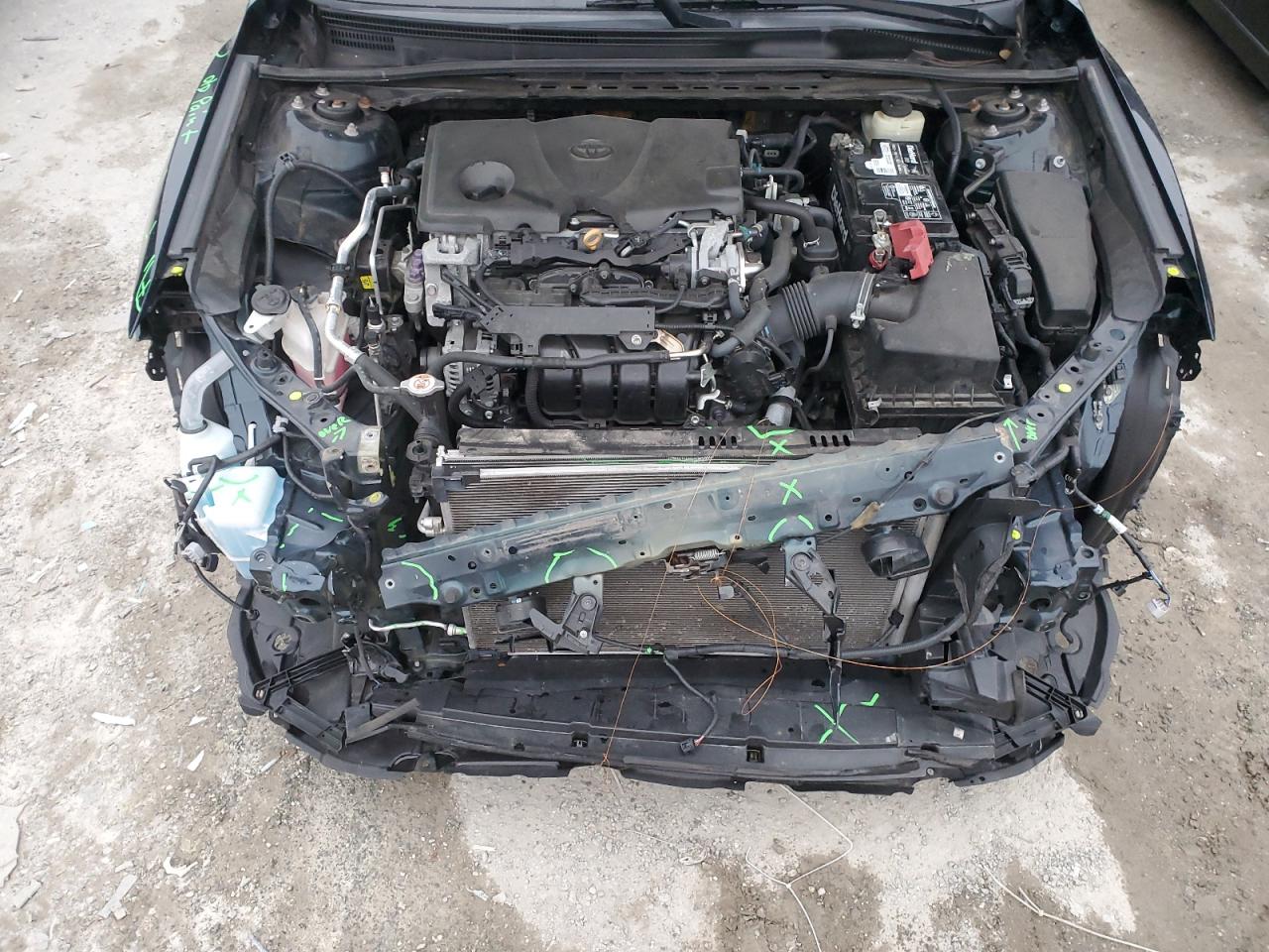 2018 Toyota Camry - Image 11