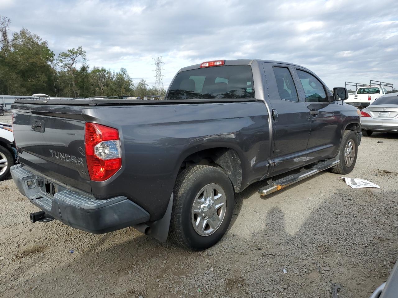 2014 Toyota Tundra - Image 3