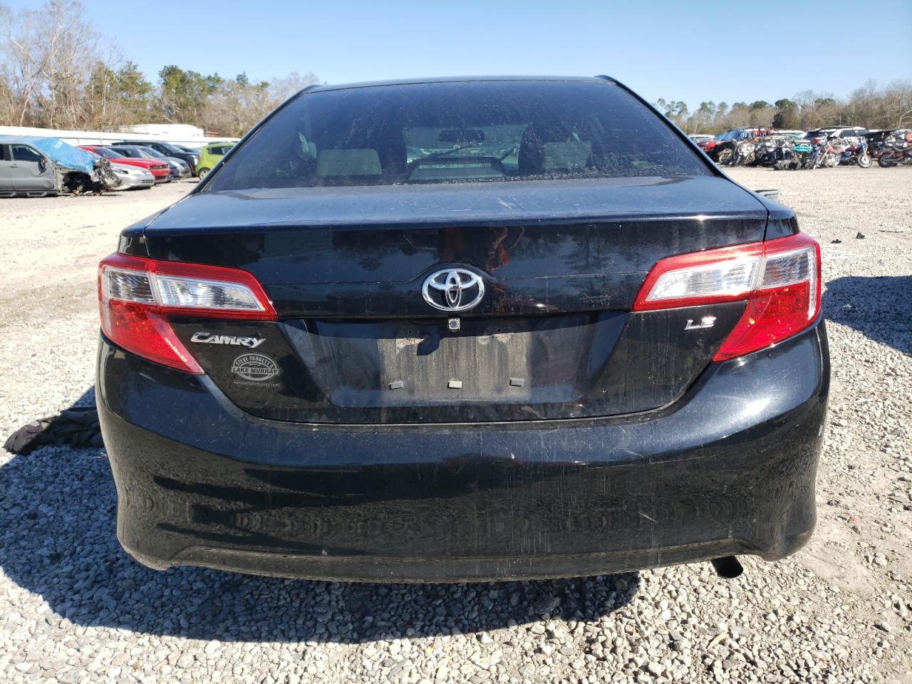 2014 Toyota Camry - Image 6