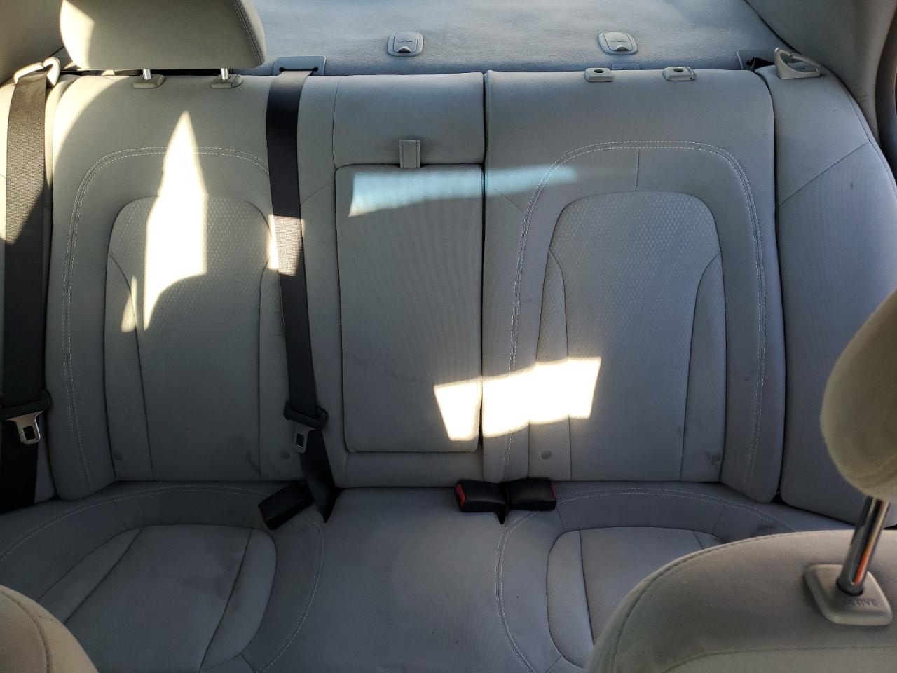 2011 Kia Optima - Image 10
