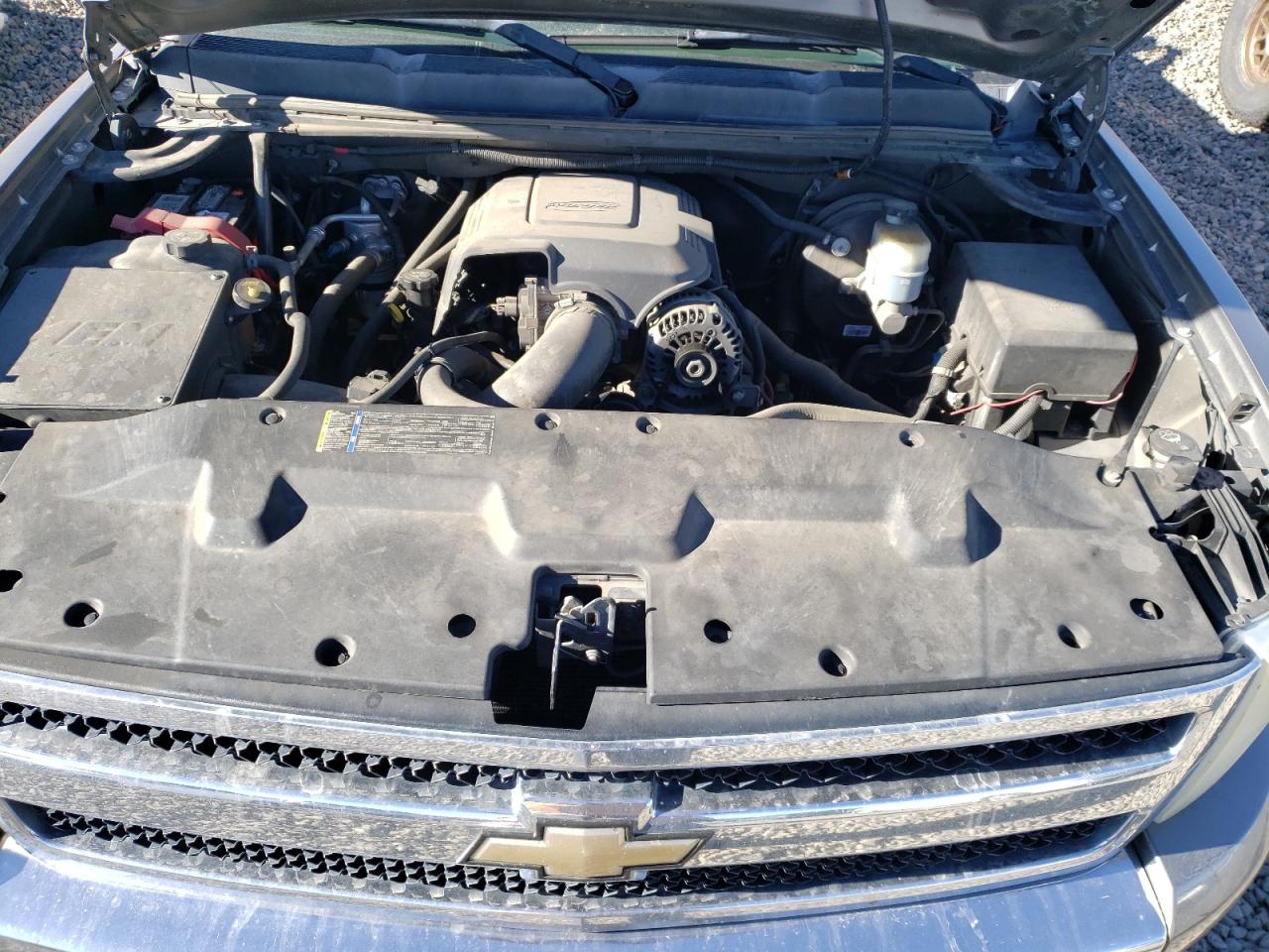 2009 Chevrolet Silverado - Image 11