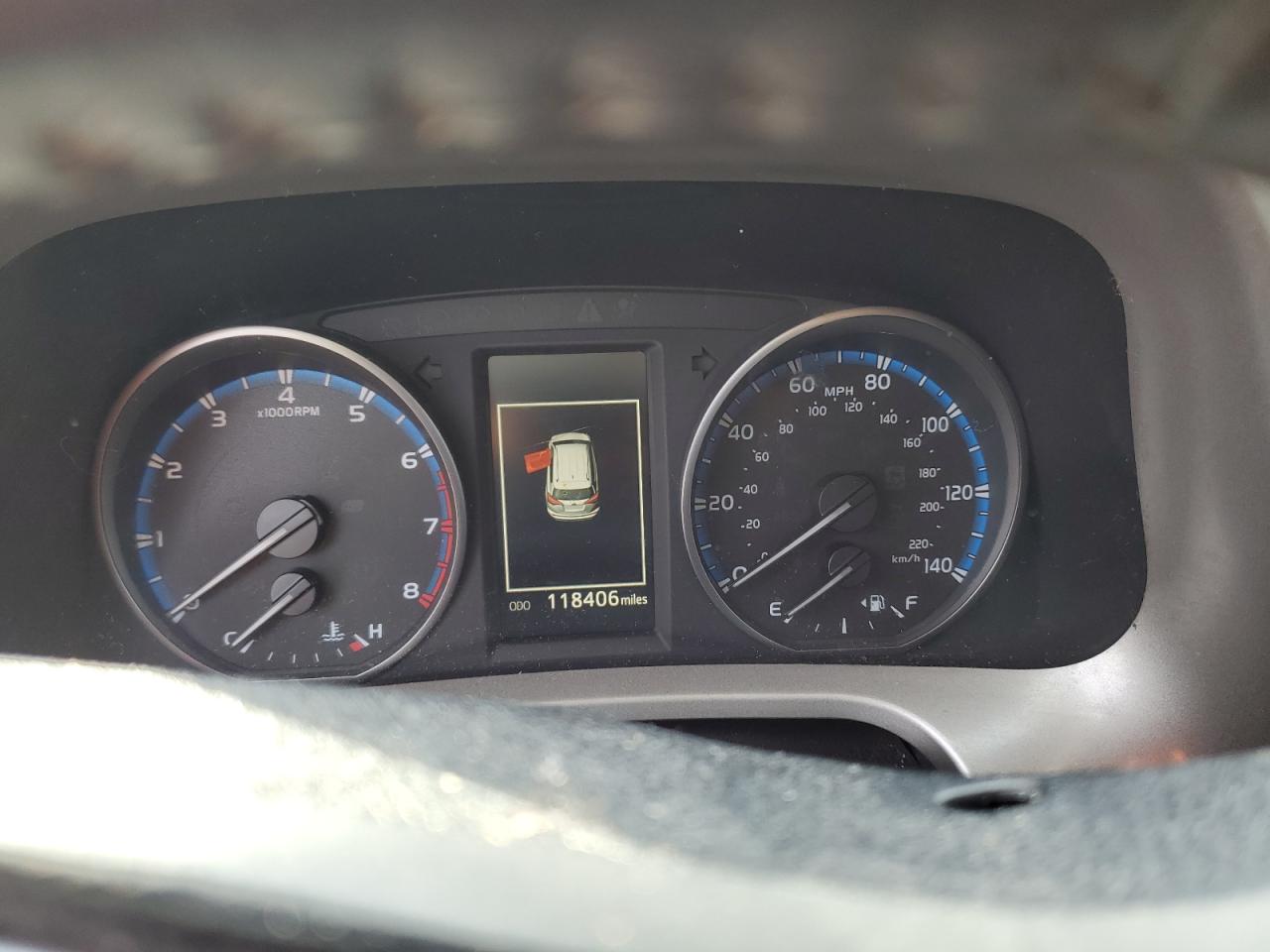 2018 Toyota RAV 4 - Image 9