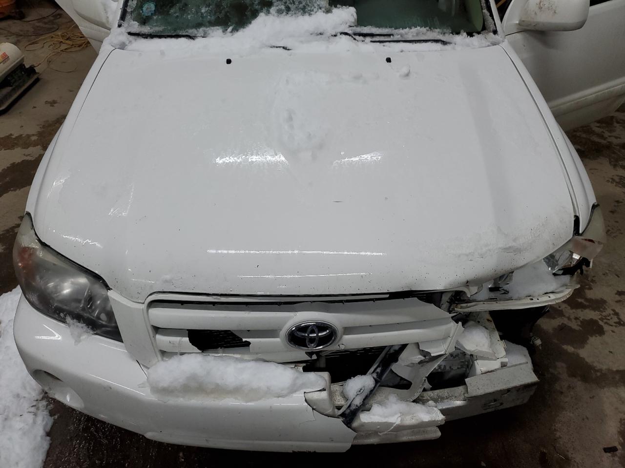 2006 Toyota Highlander - Image 14