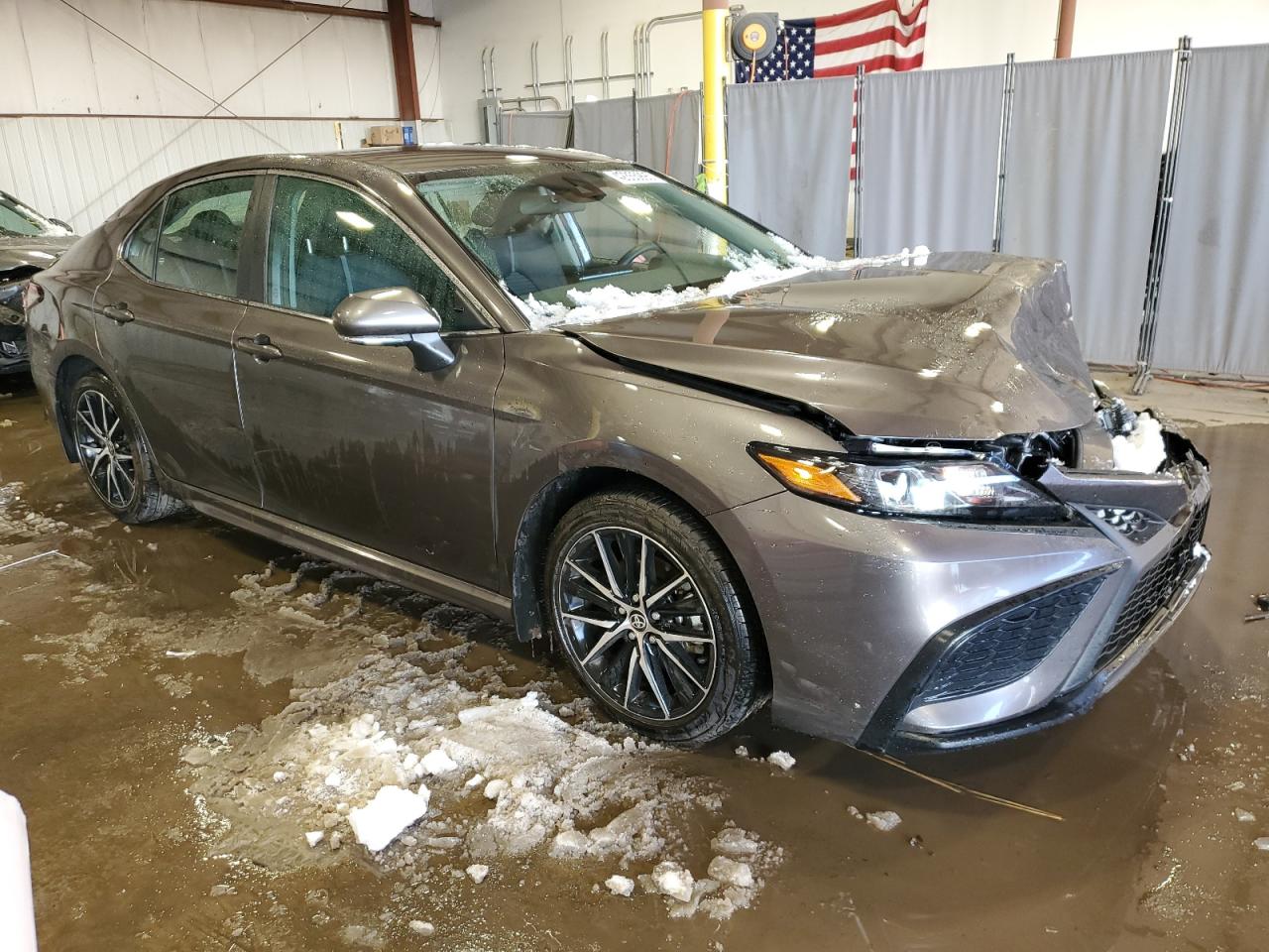 2024 Toyota Camry - Image 4