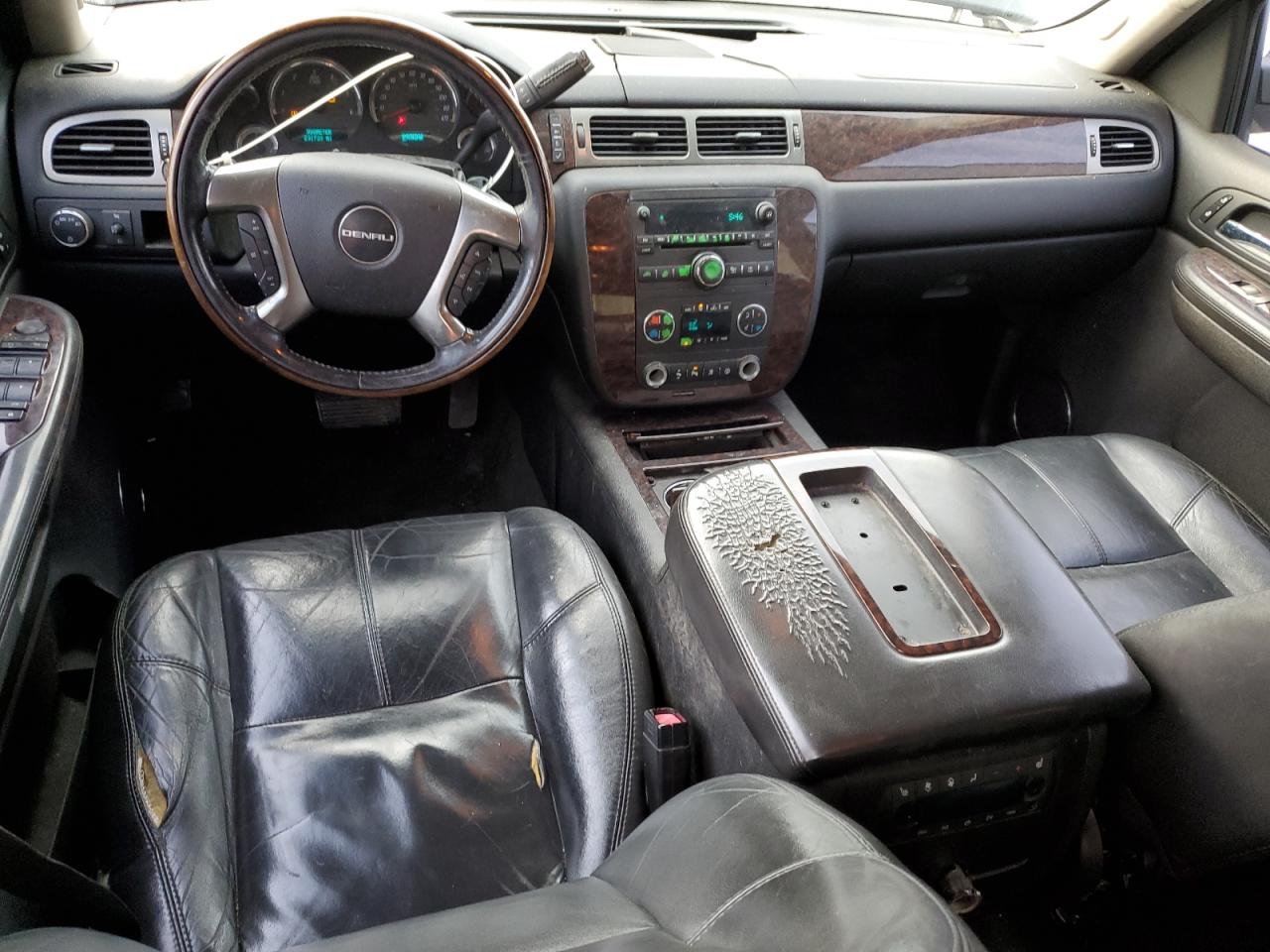 2007 GMC Yukon - Image 8