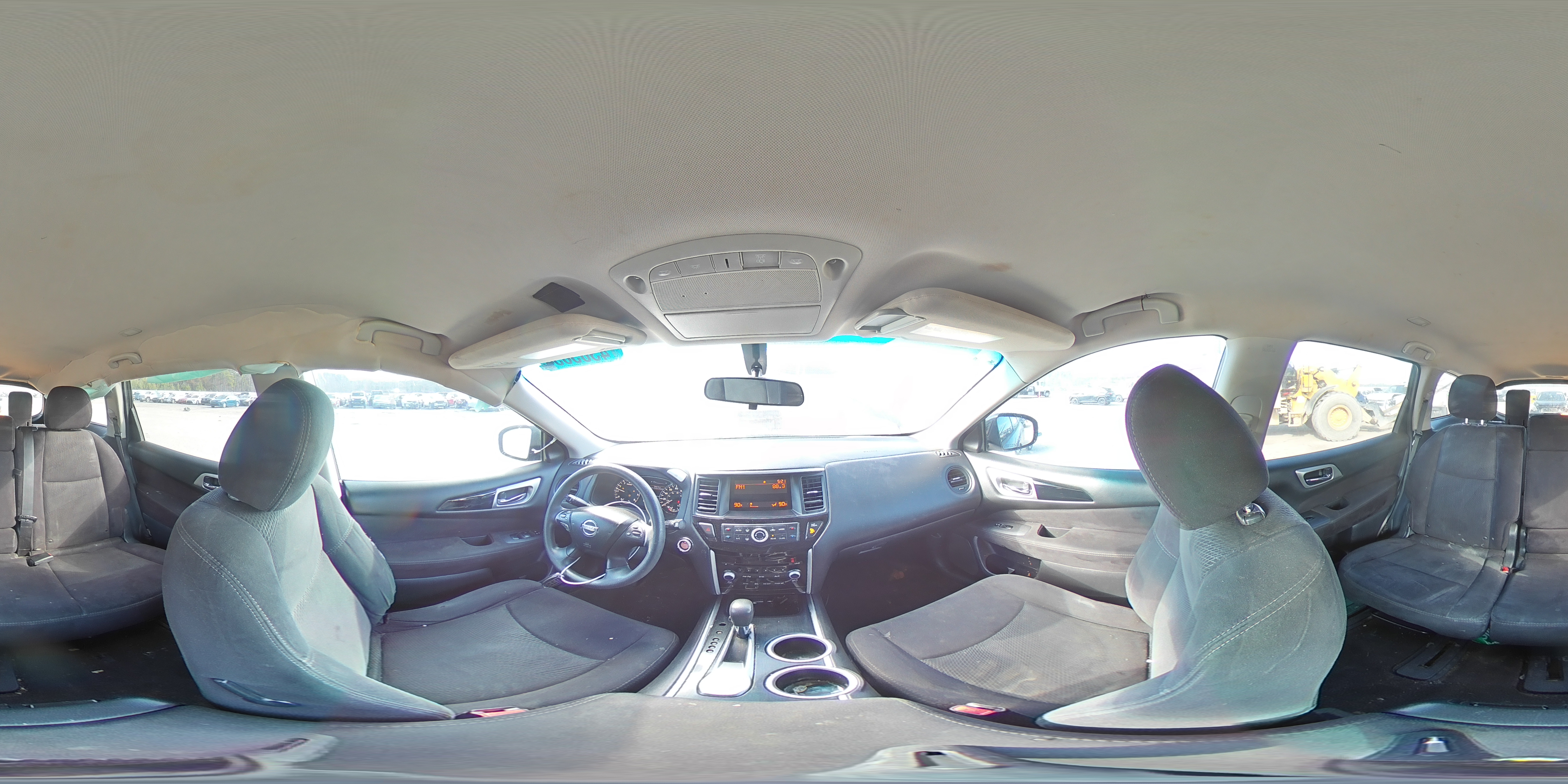 2014 Nissan Pathfinder - Image 13