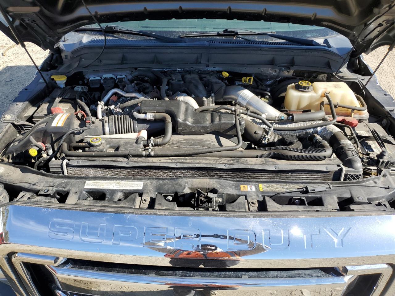 2016 Ford F250 - Image 11