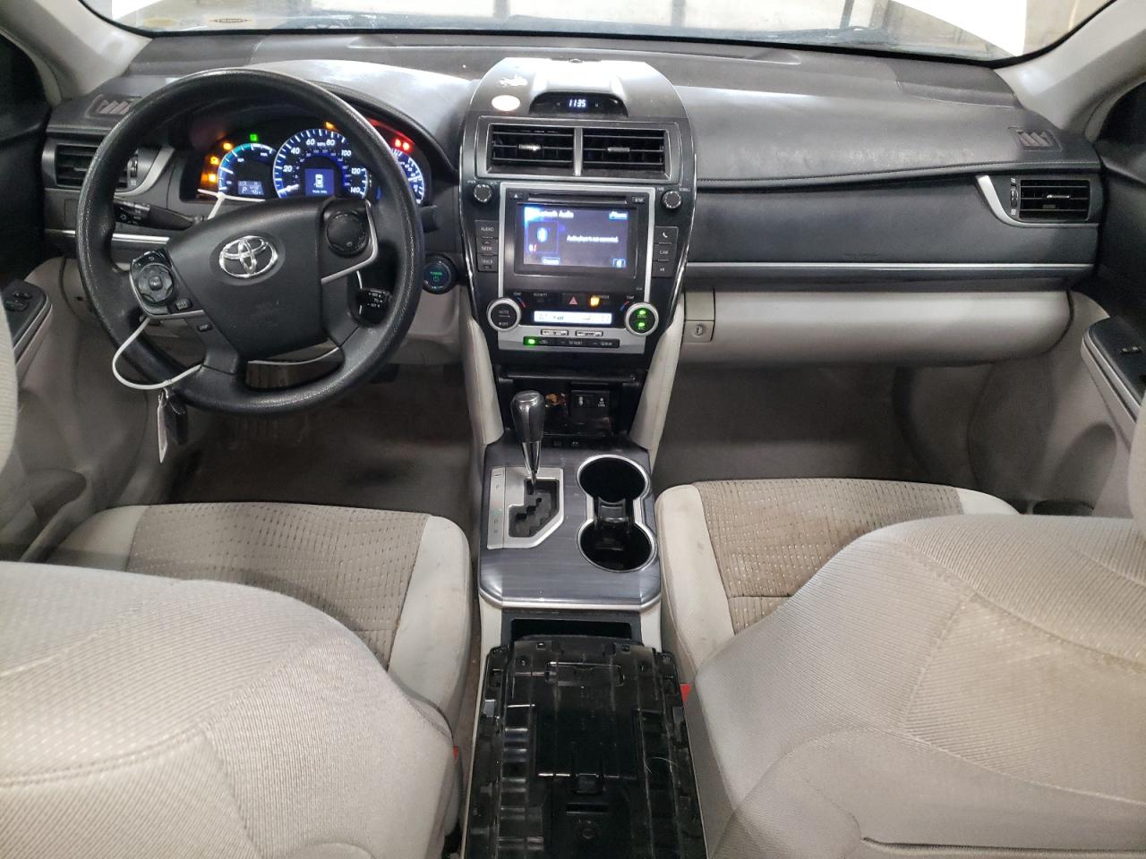 2014 Toyota Camry - Image 8