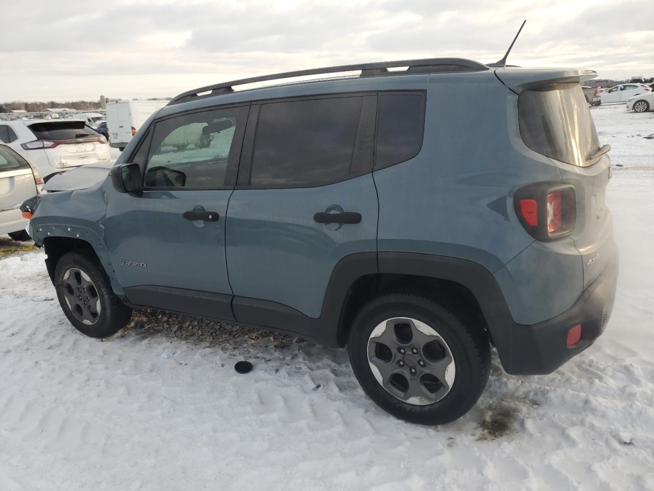 2017 Jeep Renegade - Image 2