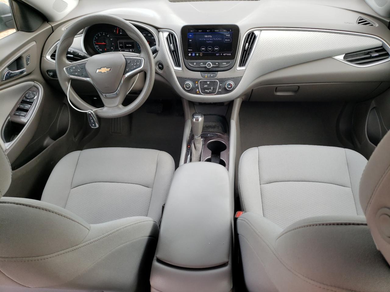 2020 Chevrolet Malibu - Image 8