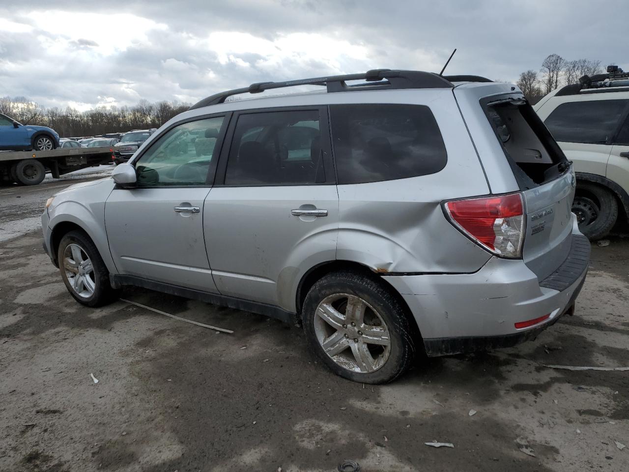2010 Subaru Forester - Image 2