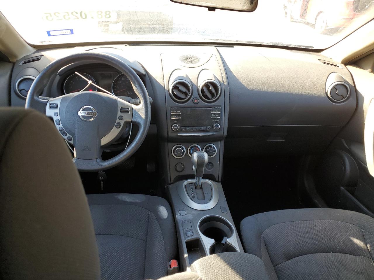 2015 Nissan Rogue - Image 8