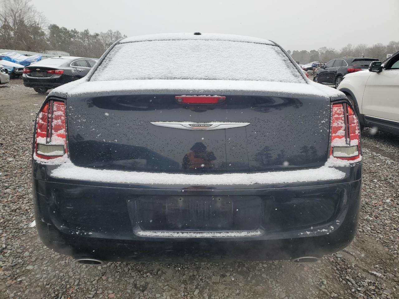 2013 Chrysler 300 - Image 6