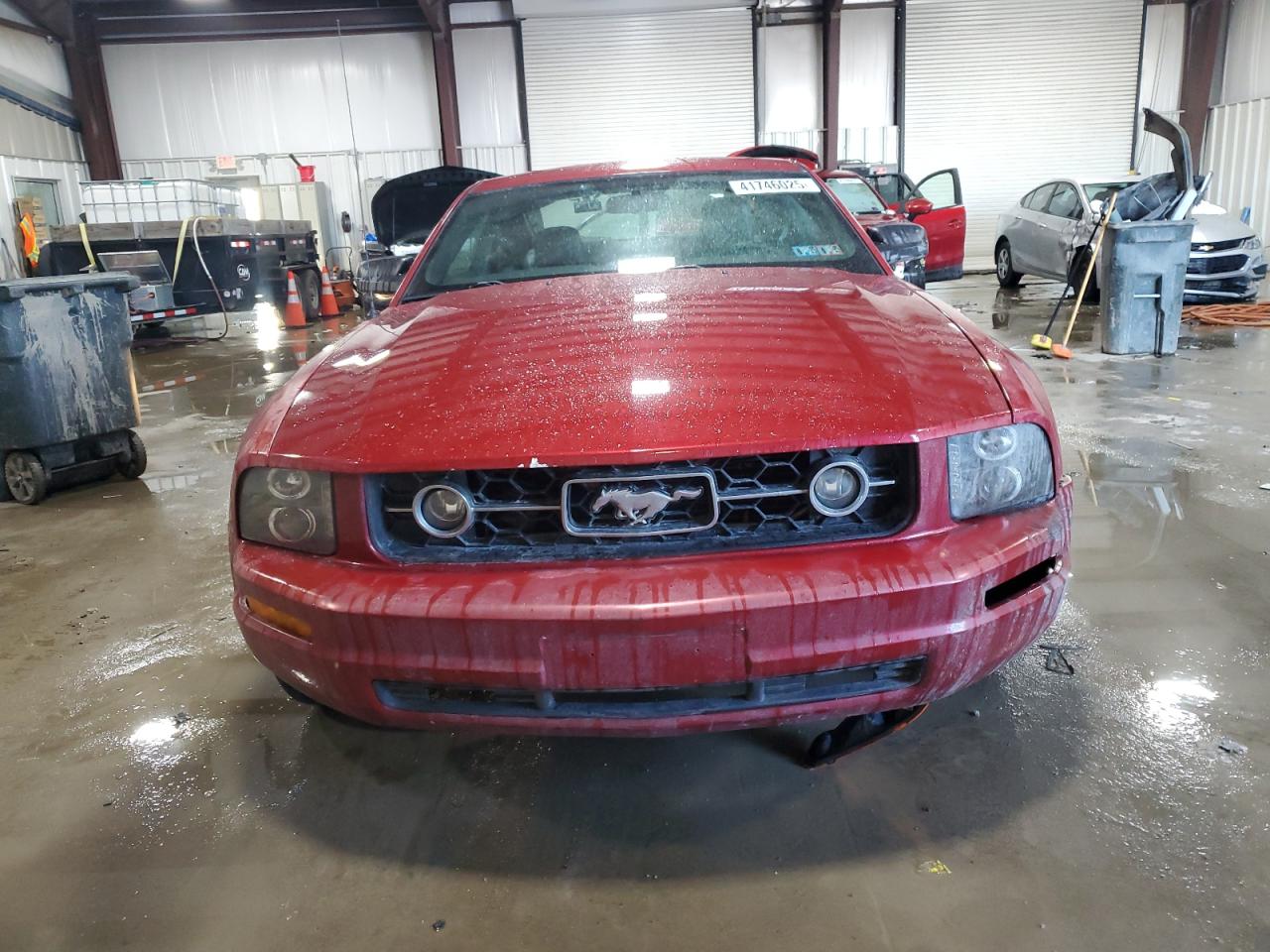 2008 Ford Mustang - Image 5