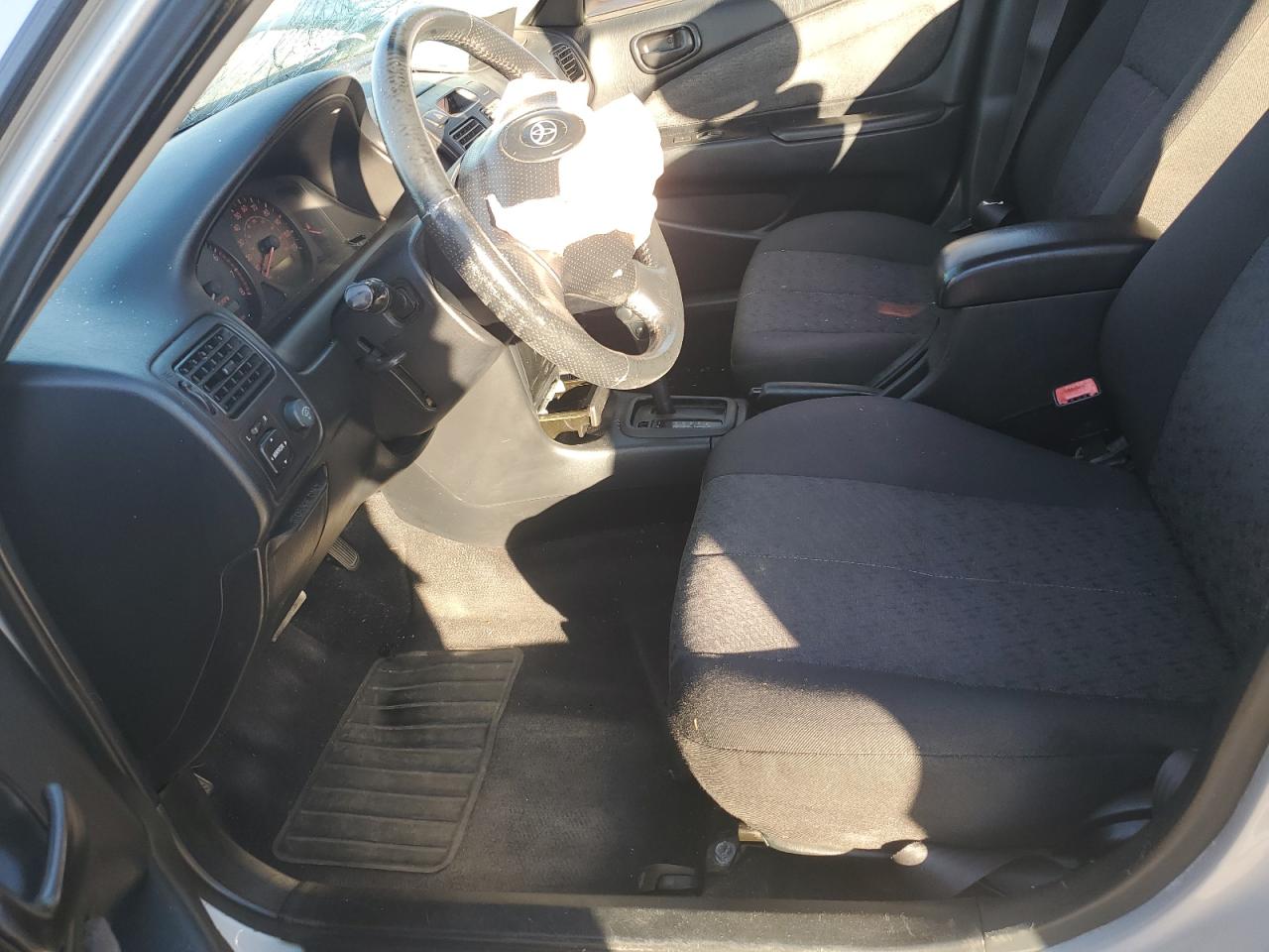 2001 Toyota Corolla - Image 7