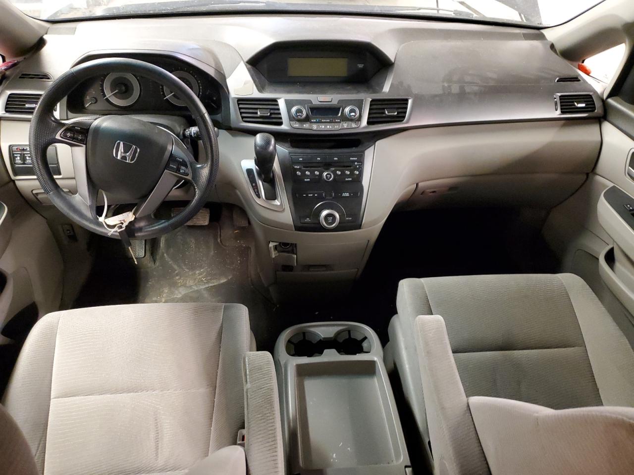 2011 Honda Odyssey - Image 8