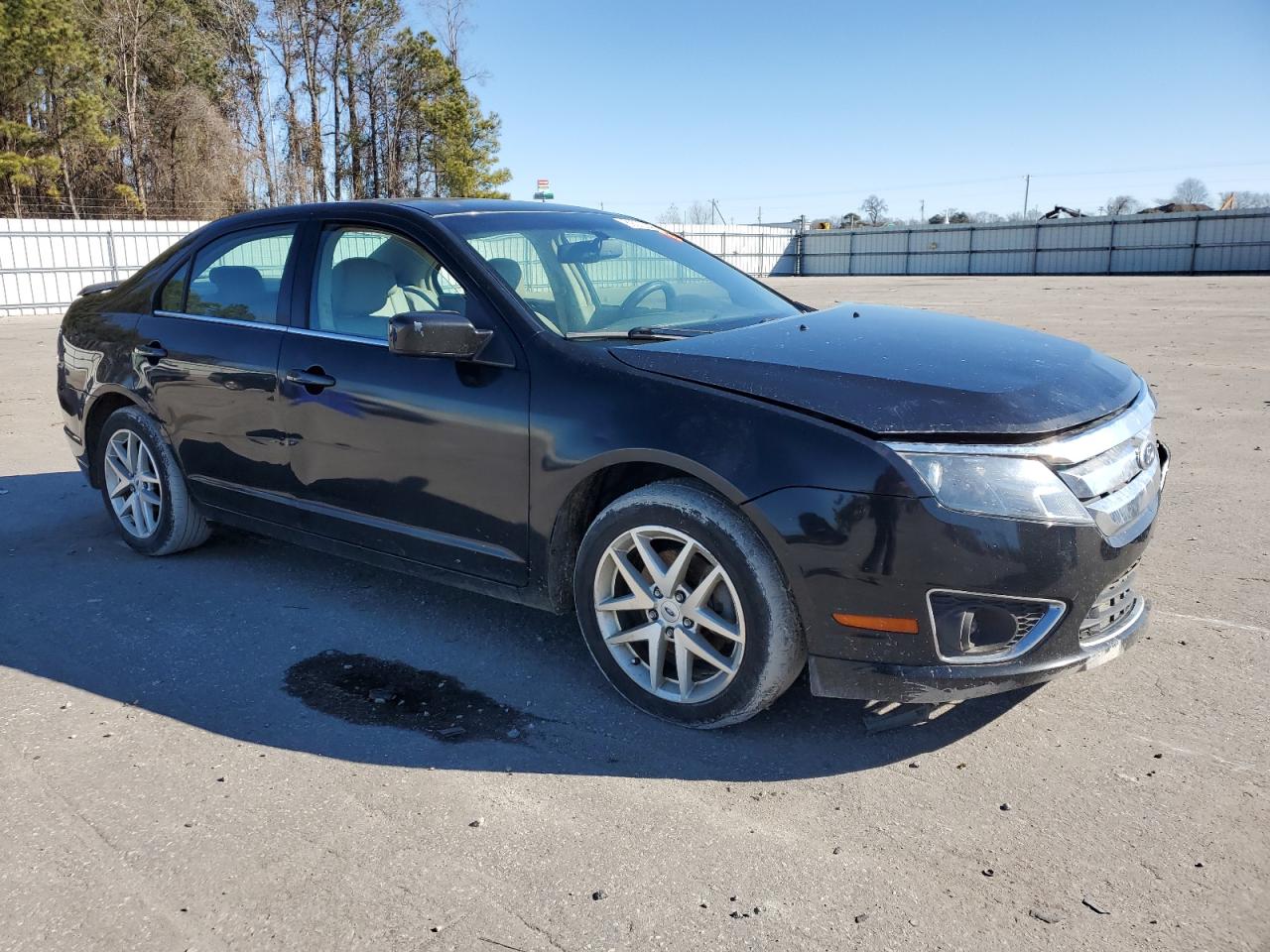 2010 Ford Fusion - Image 4